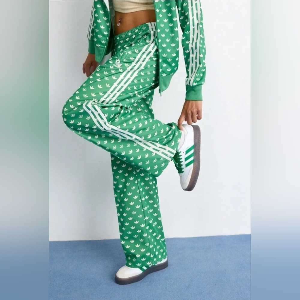 ISO Adidas Originals Monogrammed Firebird Track Pants X-Large or Large IX0933 - Picture 2 of 4